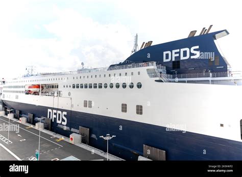 dfds calais - ferry terminal & office